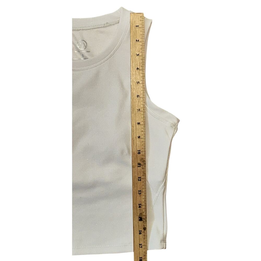 NWOT Move Theology Cream Ribbed Cropped Athletic Tank Small - Picture 3 of 5